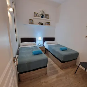 Bed & Breakfast En Roger De Flor, Barcelona