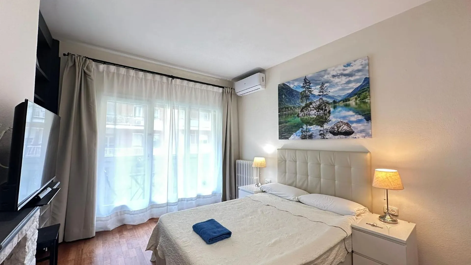 Apartamento En Viladomat Barcelona